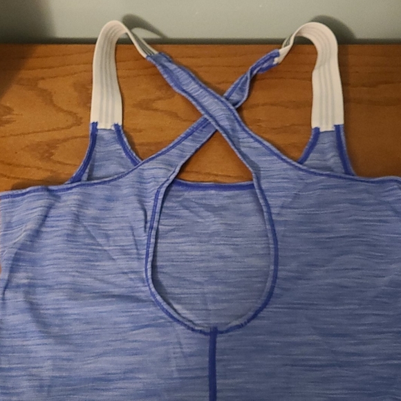 Adidas tank - Picture 2 of 2